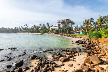 Mirissa plajının panoramik manzarası, Sri Lanka