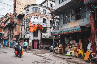 kathmandu, nepal. 25 Ağustos, 2023: Kathmandu 'nun eski şehir manzarası