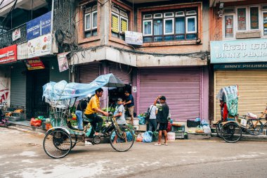 kathmandu, nepal. 25 Ağustos, 2023: Kathmandu 'nun eski şehir manzarası