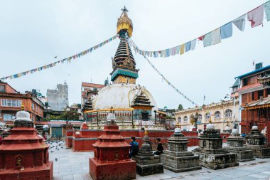 kathmandu, nepal. 25 Ağustos, 2023: Nepal stili stupa, Kathmandu, Nepal