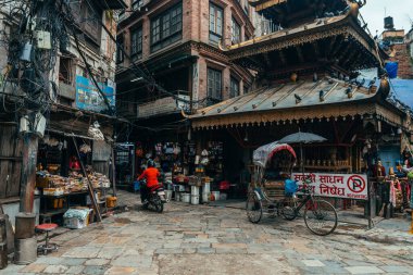 kathmandu, nepal. 25 Ağustos, 2023: Kathmandu 'nun eski şehir manzarası