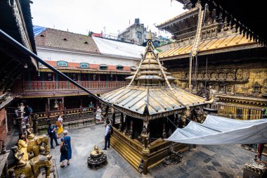 kathmandu, nepal. 25 Ağustos, 2023: Kathmandu eski kasabasının sokak manzarası, Nepal