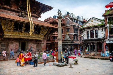 kathmandu, nepal. 25 Ağustos, 2023: Kathmandu eski kasabasının sokak manzarası, Nepal