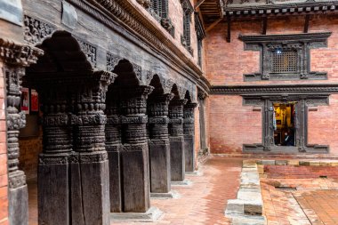 kathmandu, nepal. 25 Ağustos, 2023: Kathmandu eski kasabasının sokak manzarası, Nepal