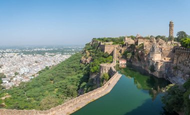 Hindistan 'daki Chittorgarh Kalesi manzarası