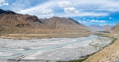 Hindistan, Spiti Vadisi 'ndeki Kee Manastırı manzarası