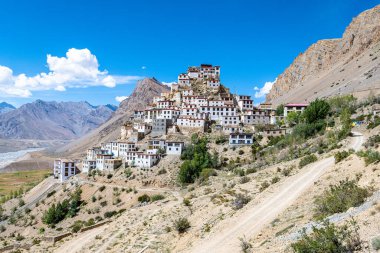 Hindistan, Spiti Vadisi 'ndeki Kee Manastırı manzarası