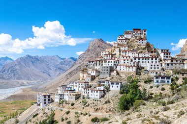 Hindistan, Spiti Vadisi 'ndeki Kee Manastırı manzarası