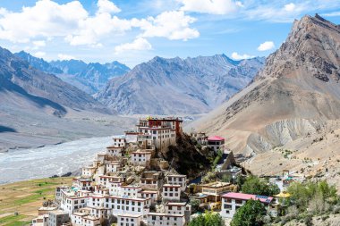 Hindistan, Spiti Vadisi 'ndeki Kee Manastırı manzarası