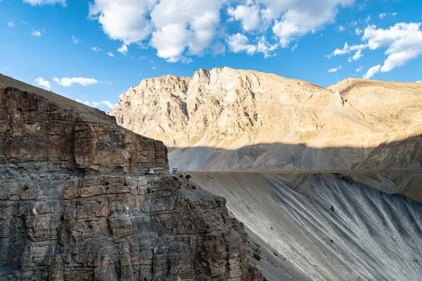 Hindistan 'ın Spiti Vadisi manzarası