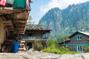 Manali, Hindistan. 10 Eylül 2023: Eski Manali, Hindistan 'ın gecekondu evleri