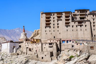 Hindistan 'daki Leh Ladakh Sarayı manzarası