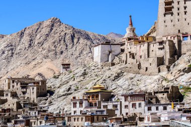 Hindistan 'daki Leh Ladakh Sarayı manzarası