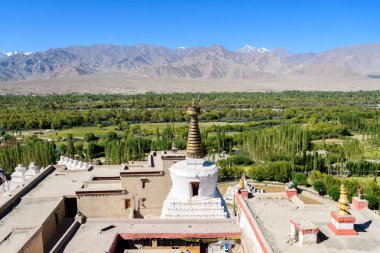 Hindistan 'daki Leh Ladakh Sarayı manzarası