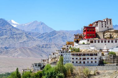 Leh, Hindistan 'daki Thikse Gompa Manastırı manzarası