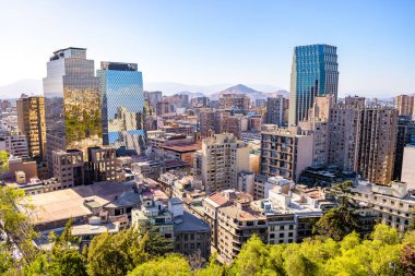Santiago de Chile, Şili. 9 Ocak 2023: Santiago de Chile şehrinin panoramik manzarası