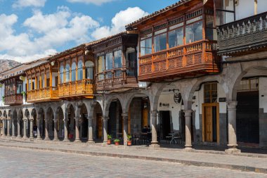  Ucusco, Peru. 5 Ekim 2022: Cucco Inka kasabasının sokak manzarası, Peru