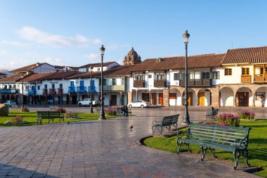  Ucusco, Peru. 5 Ekim 2022: Cucco Inka kasabasının sokak manzarası, Peru