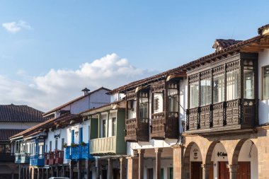  Ucusco, Peru. 5 Ekim 2022: Cucco Inka kasabasının sokak manzarası, Peru