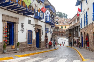  Ucusco, Peru. 5 Ekim 2022: Cucco Inka kasabasının sokak manzarası, Peru
