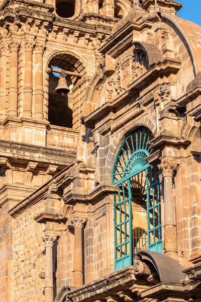  Ucusco, Peru. 5 Ekim 2022: Cucco Inka kasabasının sokak manzarası, Peru