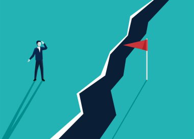Kafası karışmış işadamı, engebeli uçurumun önünde dikiliyor. İş stratejisi riskleri ve meydan okuma