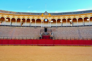 Seville Endülüs, İspanya - 19.1.2025: Bullring - Plaza de Toros de la Real Maestranza de Caballeria 