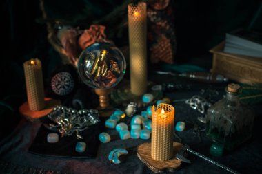 İskandinav, İskandinav konsepti, eski dünya büyüsü. Ayin, putperest sahne, Kuzey cadı sunağı