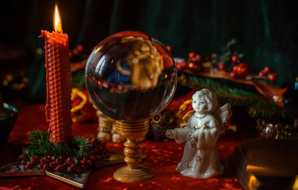 Konzept Der Weihnachtsstimmung Weissagung Schicksalsprognosen Magische Kugel Und Andere Magie — Stockfoto
