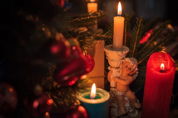 冬のクリスマスの時間の概念 家での装飾 新年の詳細とアイデア — ストック写真