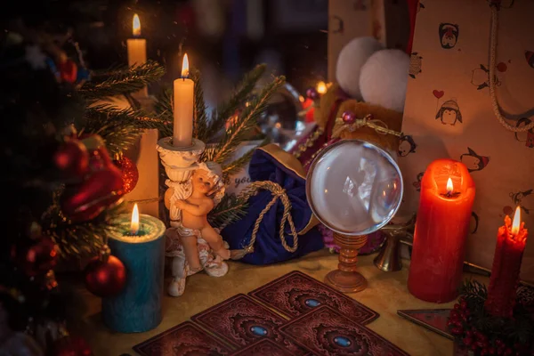 Έννοια Της Μαντείας Των Χριστουγέννων Προβλέψεις Κάρτες Ταρώ Και Άλλα — Φωτογραφία Αρχείου