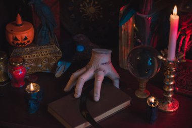 Gothic Family values, composition with a hand 