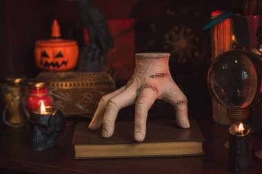 Gothic Family values, composition with a hand 