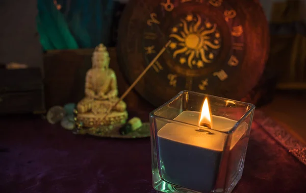 Kerzen Brennen Auf Dem Altar Esoterische Illustration Saubere Negative Energie — Stockfoto