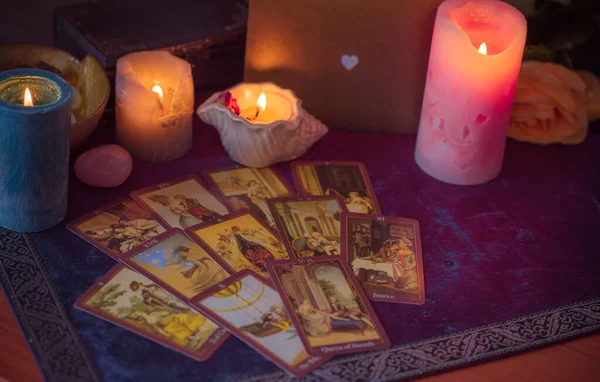 Concepto Adivinación Oráculo Predicciones Sobre Las Cartas Del Tarot Amor — Foto de Stock