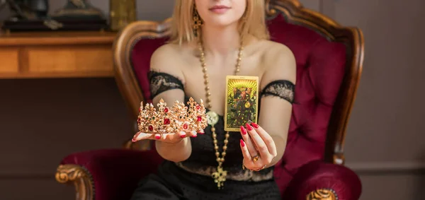 Woman Tarot Cards Occultism Concept Black Golden Bohemain Style Europe — Stock Photo, Image