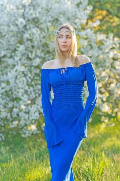 Femininity Concept Tender Modern European Lady Blue Dress Evening Garden — Stock Photo, Image
