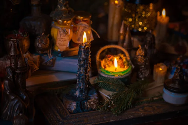 비전통적 부정적 에너지를 과같은 Aura 청소하는 Wicca — 스톡 사진