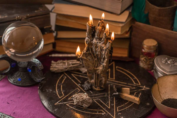 Untraditional Method Mental Healing Altar Magical Rite Plucking Negative Energy — Stock Photo, Image