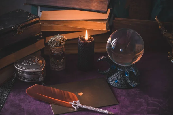 비전통적 부정적 에너지를 과같은 Aura 청소하는 Wicca — 스톡 사진