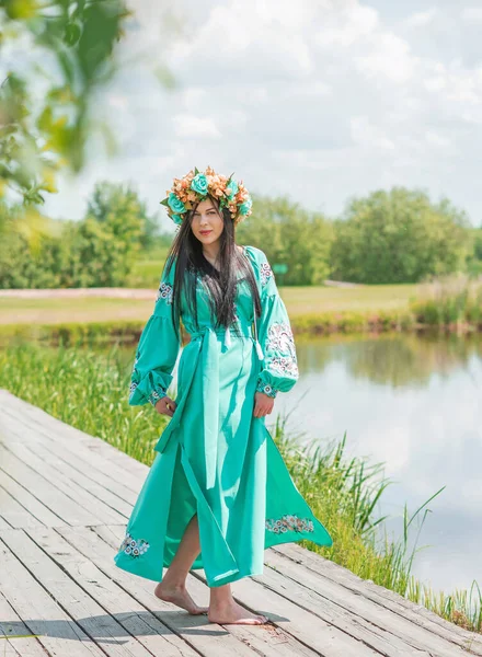Украинская Модная Женщина Вышивке Традиционной Одежды Концепция Храброй Украины Народа — стоковое фото