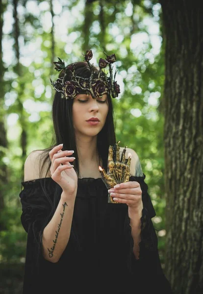 Regarde Sorcière Femme Gothique Avec Truc Magique Concept Bonne Aventure — Photo