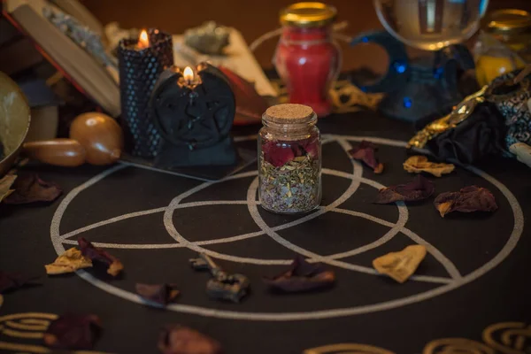 Magia Blanca Limpieza Energía Altar Para Brujas Magia Para Amor —  Fotos de Stock