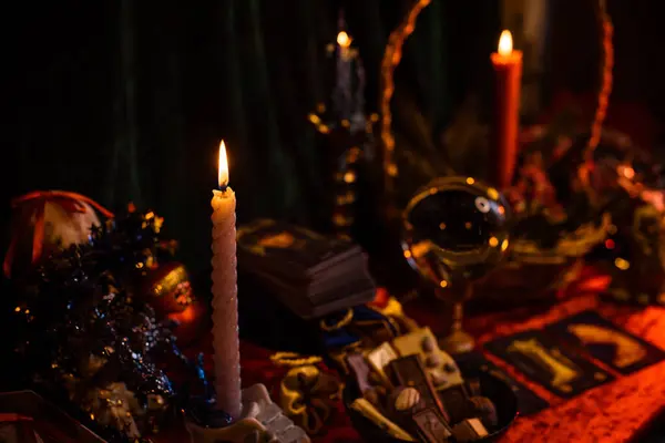 クリスマス 冬季の魔法儀式の概念 運命についての予測 ファットム — ストック写真
