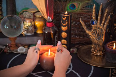 Ezoterik bilgi kavramı, astroloji, numeroloji ve diğer mistik sistem