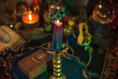 Zihinsel ve paranormal okült bilgi kavramı. Mistik içerik için resim