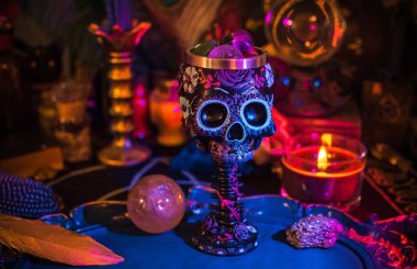 Zihinsel ve paranormal okült bilgi kavramı. Mistik içerik için resim