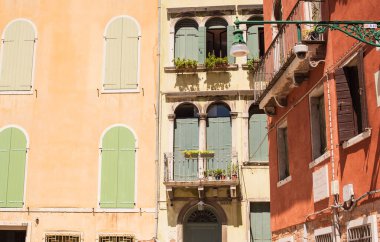Venedik manzarası, İtalya 'da tatil kavramı. Şehir merkezinin eski bir parçası. Yolculuk için fikirler.