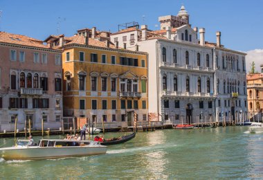Venedik manzarası, İtalya 'da tatil kavramı. Şehir merkezinin eski bir parçası. Yolculuk için fikirler.