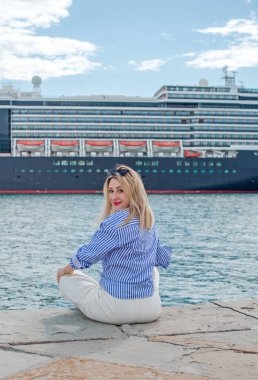 İtalya 'da tatil, Trieste' de kadın. Ziyaret İçin Turist Yerleri